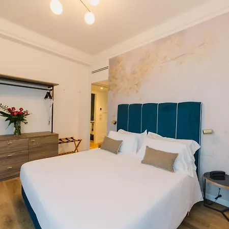 Splendide Riviera Boutique Art