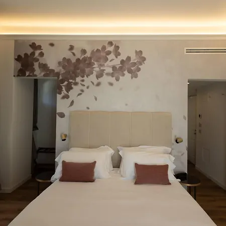 Splendide Riviera Boutique Art Hotel 4*