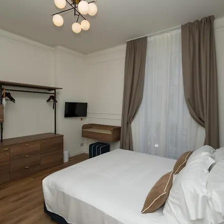 Splendide Riviera Boutique Art ラッパロ