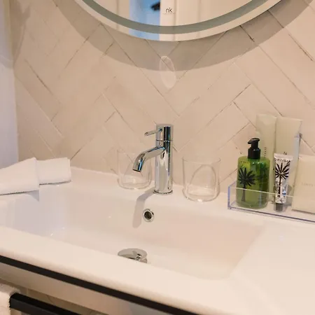 Splendide Riviera Boutique Art