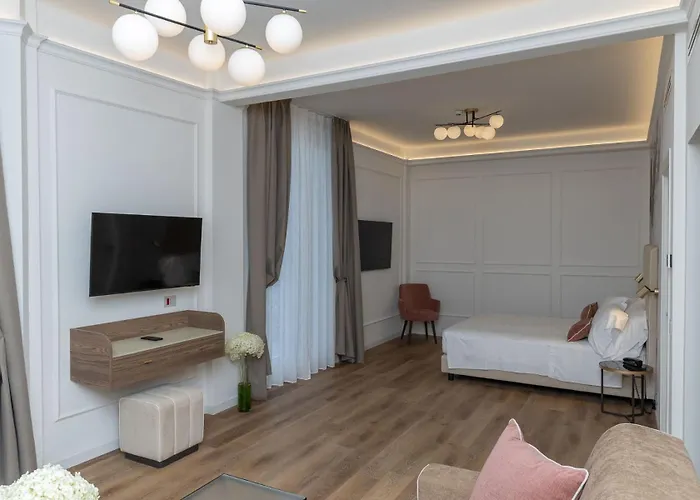 Ξενοδοχείο Splendide Riviera Boutique Art