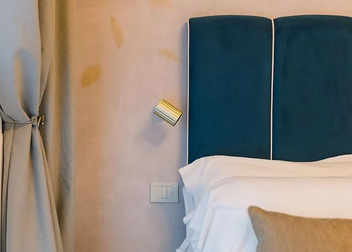 Splendide Riviera Boutique Art راباللو