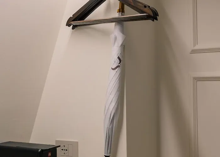 Splendide Riviera Boutique Art