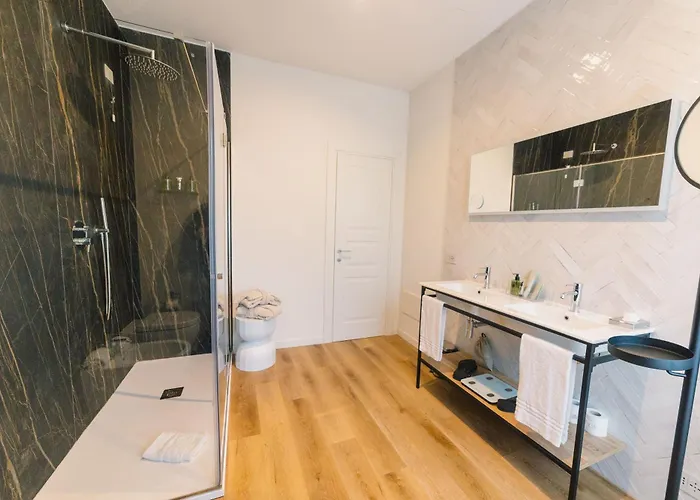 Ξενοδοχείο Splendide Riviera Boutique Art 4*